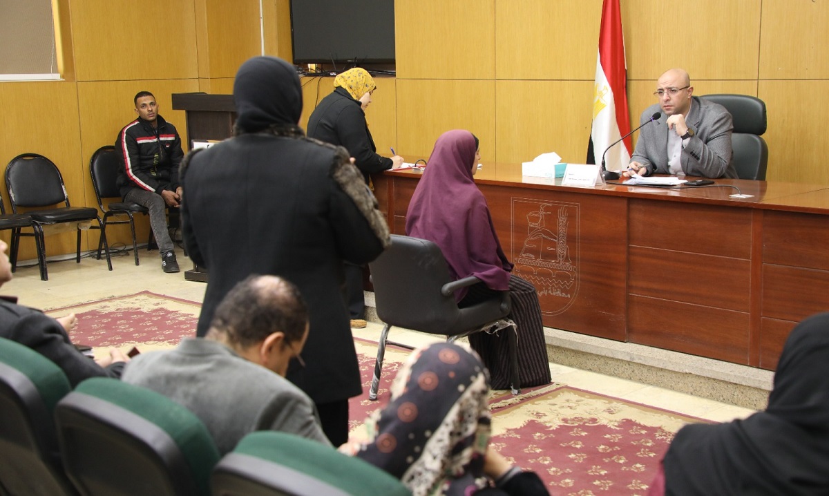 مشاكل مركز ومدينة بني سويف تستحوذ علي لقاء المحافظ المفتوح